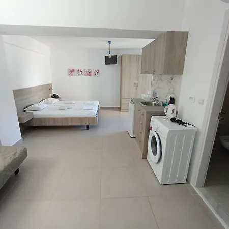 Aialion & - Steve Apartman Rhodes City