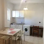 Aialion & - Steve Apartment